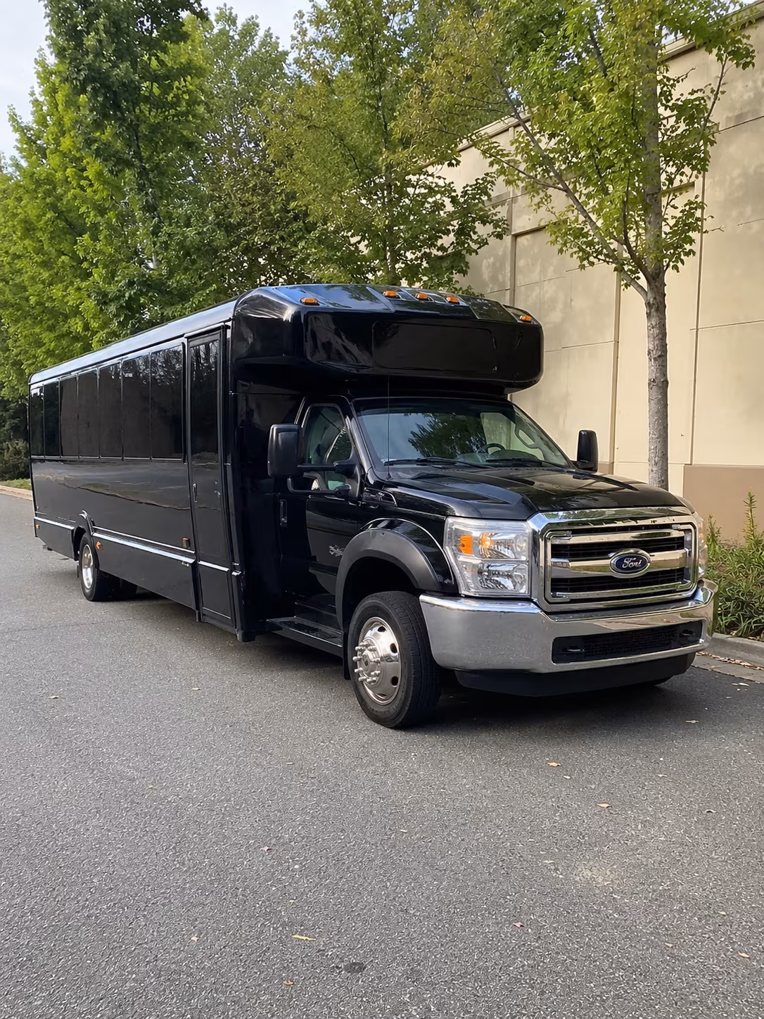 hanford wedding party bus rental